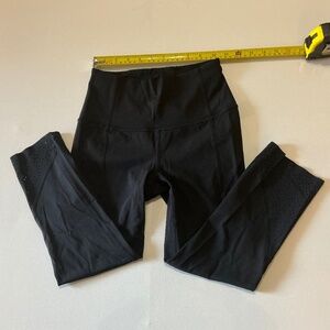 Black Lululemon Cropped Leggings